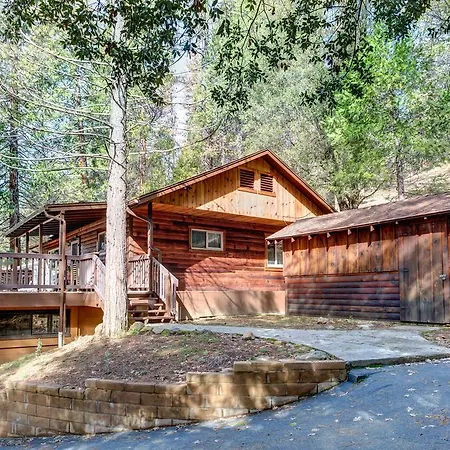 22B Bradleys Cabin